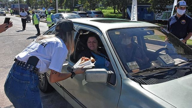 Cálida bienvenida a los turistas que llegaron a Paraná