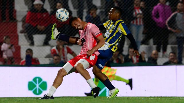 Campaz tampoco pesó en Córdoba y salió al final.
