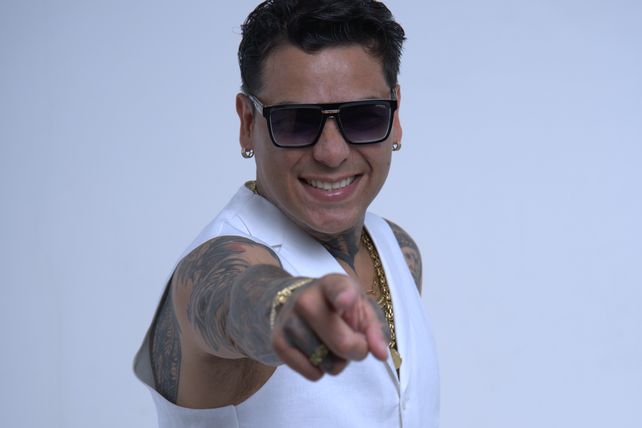 Uriel Lozano llega este viernes al Metropolitano de Rosario como parte de su gira Hay más de mí