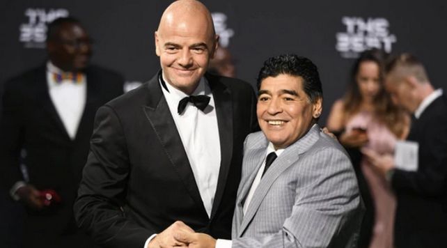 Infantino elige a Maradona por encima de Messi