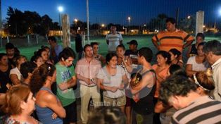 Investigan balacera que hirió a jóvenes