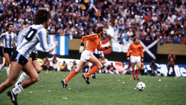 René van de Kerkhof disputó el Mundial 1978 con un yeso tras un golpe en el primer partido.