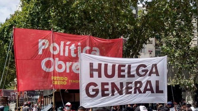 El Gobierno limita el derecho a huelga mediante un decreto de necesidad y urgencia