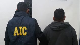 El acusado de integrar la banda que cometió un violento asalto en Coronel Bogado fue detenido en Rosario por la AIC.