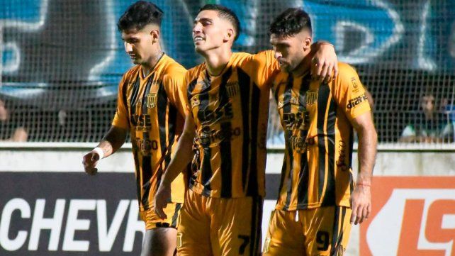 Mitre de Santiago del Estero sigue con vida en la Copa Argentina.