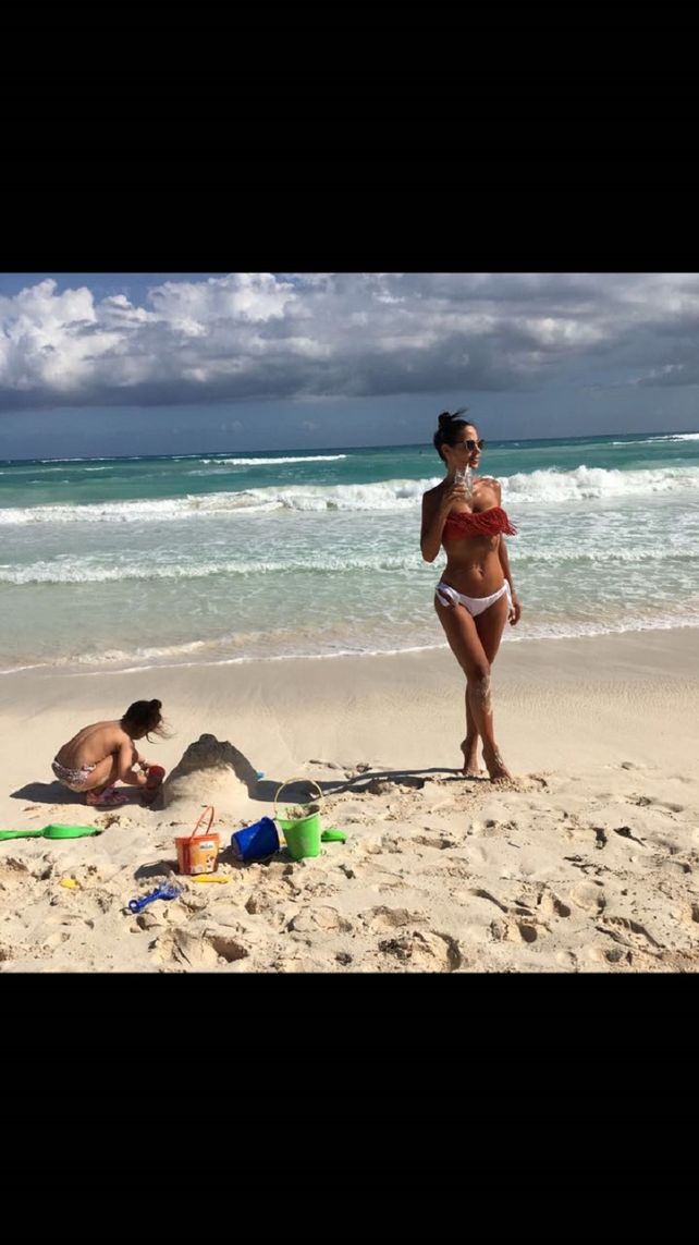 Natalia Fassi realizó una producción sexy en su viaje de luna de miel