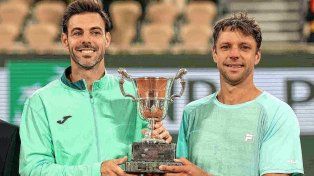 Horacio Zeballos junto a Marcel Granollers se consagraron campeones en Roland Garros.