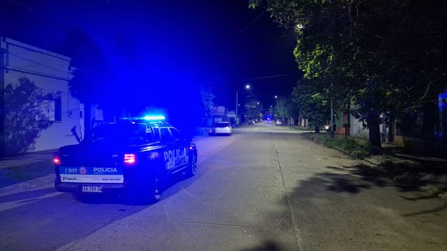 Terror en Santo Tomé: asaltaron a un remisero de 69 años y manejó varias cuadras con el ladrón colgado del cuello