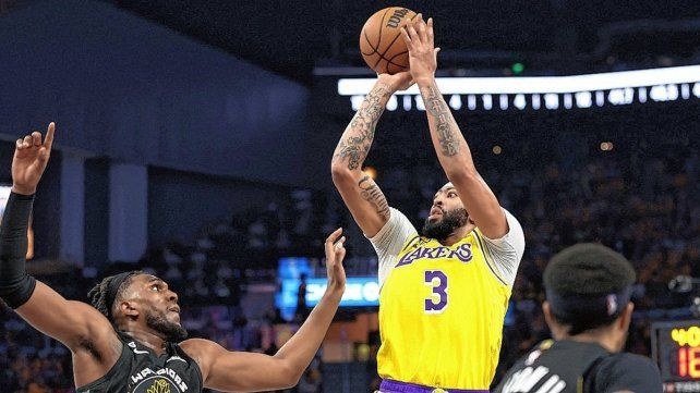 Anthony Davis fue la gran figura de Los Angeles Lakers en el 1-0 contra Golden State Warriors.&nbsp;