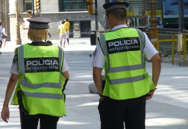 Policía. Sueldos de 30.000 pesos.