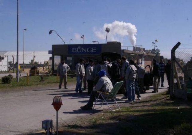 Aceiteros anuncian un paro por tiempo indeterminado que se sentirá en la región