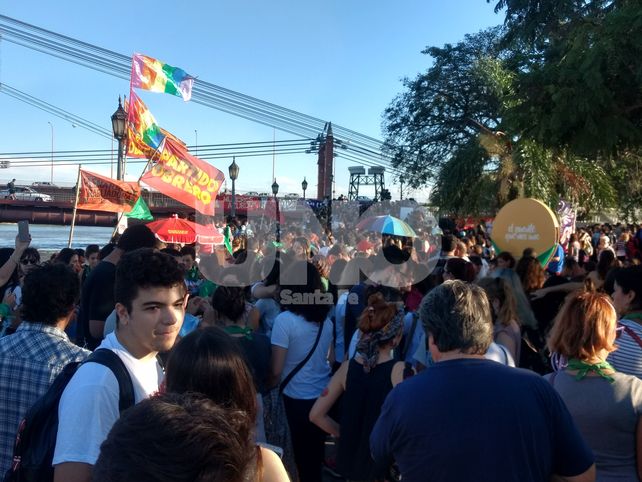 Pañuelazo en la Costanera por la despenalización del aborto