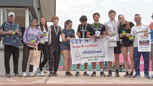La delegación del CEF N°3 que compitió en Posadas.&nbsp;