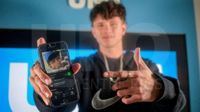 El pasado 31 de marzo Luciano Vitali lanzó en todas las plataformas digitales Ojos en Mi