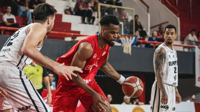 Unión se desdibujó en el segundo tiempo y cayó con claridad ante Olímpico en el Malvicino