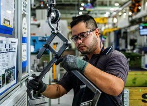 El complejo sojero empuja la producción industrial de Santa Fe en noviembre, que registró una caída en el 58% de los rubros