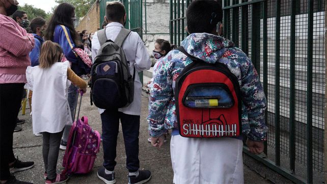 El gobierno aumentó la Ayuda Escolar: pasará a ser de $70.000.&nbsp;
