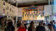 Permanecer y transcurrir: un mural y 160 retratos para volver a hablar de femicidios