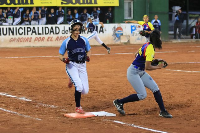 Argentina afuera por la lucha del título