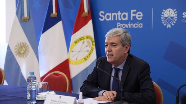 Senadores y diputados provinciales quieren escuchar a Agosto, ministro de Economía.
