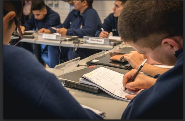 Academia CCU Jóvenes, un programa que promueve la formación para el trabajo en Mendoza Academia CCU Jóvenes, un programa que promueve la formación para el trabajo en Mendoza