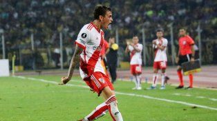 Video: el golazo de Fonseca para estirar el triunfo de River en Venezuela