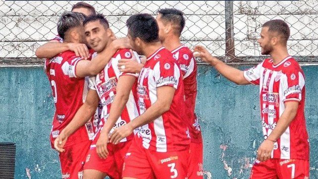 Talleres (RE) eliminó a tres equipos de Primera.