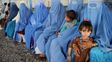 quienes son los talibanes, por que gobiernan afganistan y que les espera a las mujeres