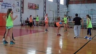 La U13 se movió de cara al Entrerriano.