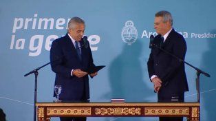 Juró Agustín Rossi con la tarea de preservar la unidad en el FdT