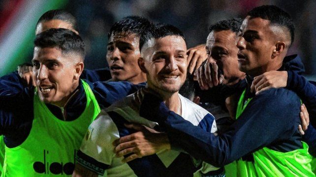 Vélez ganó en Mendoza.