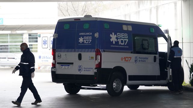 El gendarme que sobrevivió a la presunta intoxicación fue traslado por personal del Sies al Hospital de Emergencia
