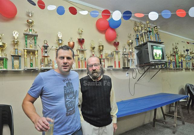 Generaciones. El presidente Sergio Picatto junto a su colaborador