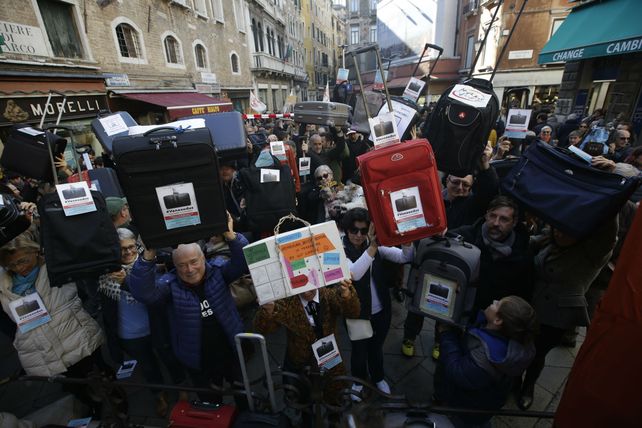 Cupo. Los residentes de Venecia piden que se ponga un tope de visitantes.
