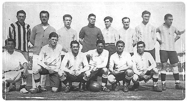 Un partido histórico que tuvo a cuatro futbolistas de clubes rosarinos y se convirtió en leyenda.