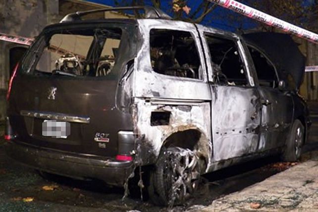 El juez Silva ordenó la libertad de los hermanos arrestados por el ataque incendiario al intendente José Corral