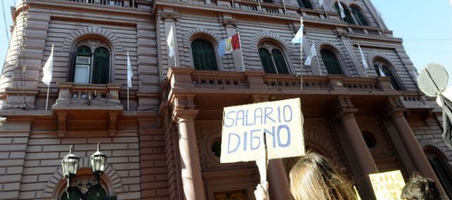 Los Municipales cumplen este miércoles un paro por 24 horas en reclamo salarial.&nbsp;