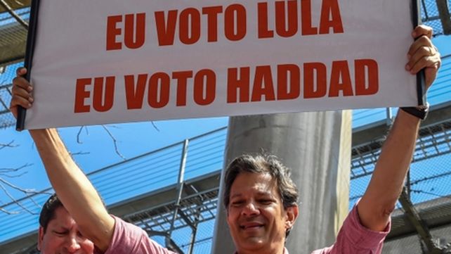 Duelo. El izquierdista Haddad se descuelga del segundo pelotón de contrincantes y llegaría al ballottage.