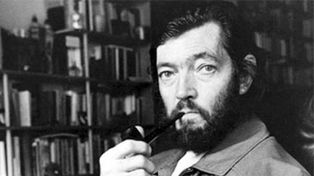 El español Miguel Dalmau lanza una nueva biografía de Cortázar