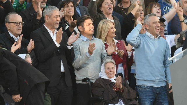El kirchnerismo marchó contra la proscripción de Cristina