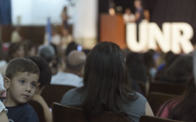 Otra Vuelta: Tener el título del secundario es cerrar un ciclo y también una llave para el futuro
