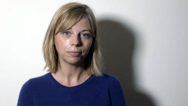 Claire Cooper empezó a tener dolor en la cuarentena