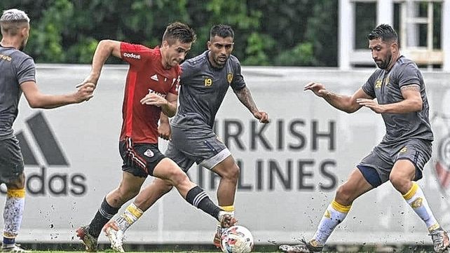 River Plate goleó a Atlanta en el segundo ensayo
