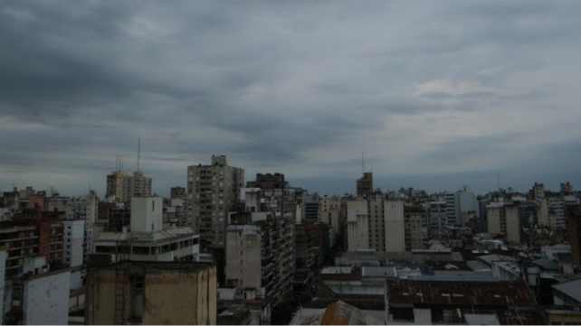 Un frente de tormentas aisladas se avecina en Rosario y la región.