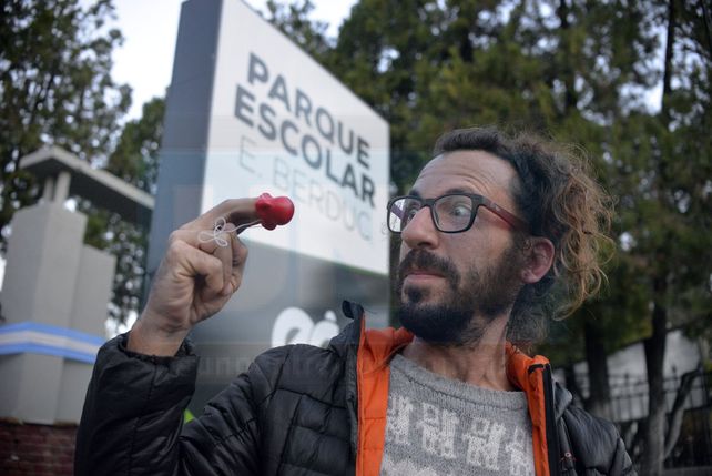 Nuestro trabajo es hacer entender que acá hay artistas importantes y buenos