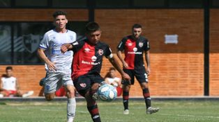 No le pesó la presión. Sforza jugó un buen partido en reserva y se lo notó sereno.