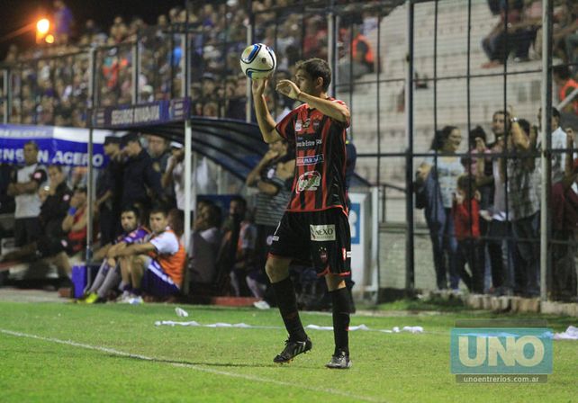 Ni adentro ni afuera. En la semana habrá un análisis permanente del estado del Rafa. Foto UNO/Juan Ignacio Pereira