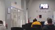 Pasaron por error una película porno en la sala de espera de un hospital