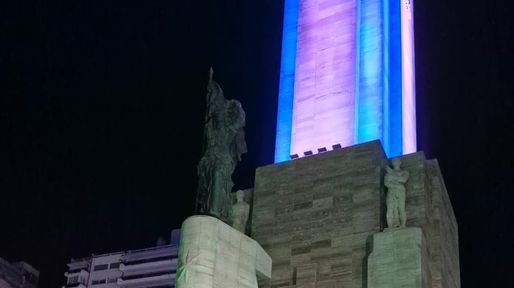 Tras más una década de espera, se inaugura la restauración del Monumento a la Bandera