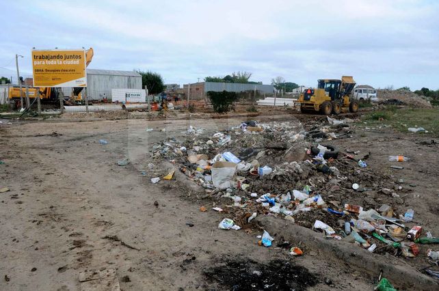 Bulevar  Zavalla y Gorostiaga